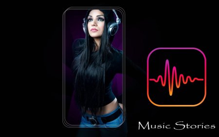 Красивая девушка в наушниках