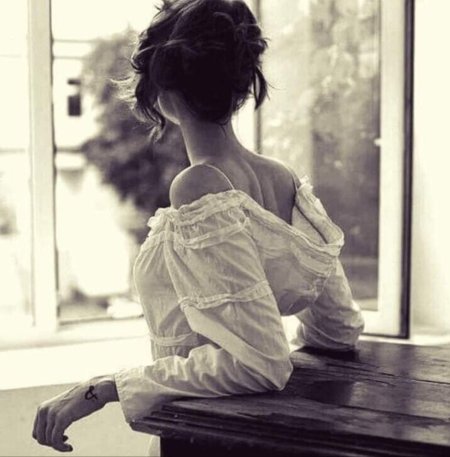 Женщина со спины