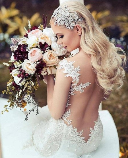 Красивый свадебный образ