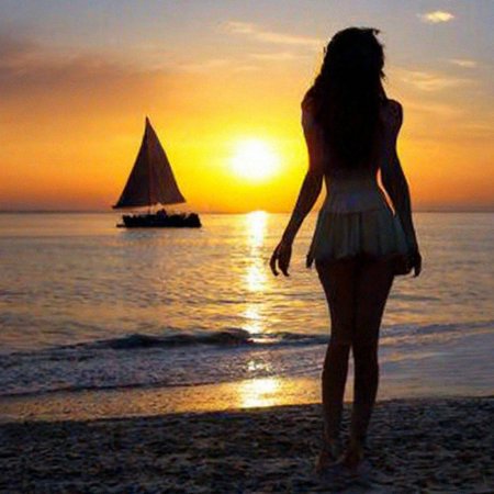 Девушка на пляжу