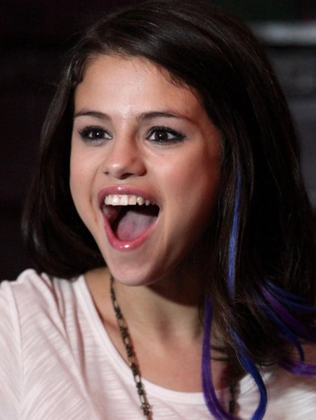 Селена Гомес рот