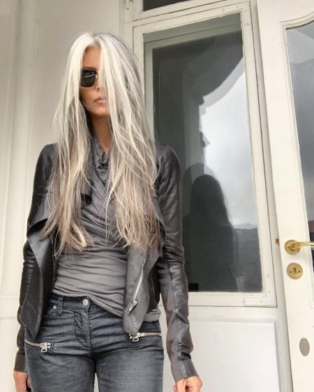 Образ к серым волосам