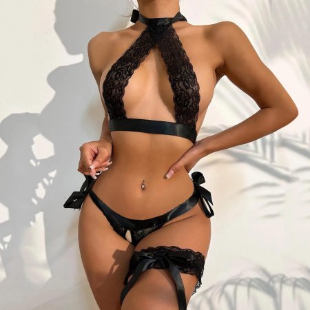 Лифчик из ремней