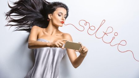 Фотосессия автопортрет женский