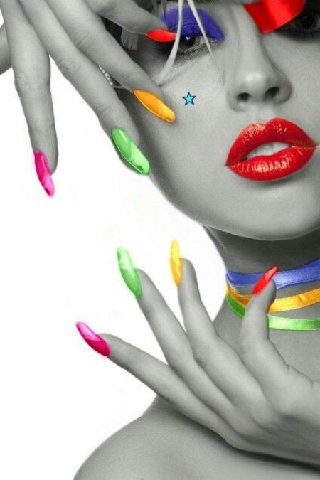 Наращивание ногтей реклама