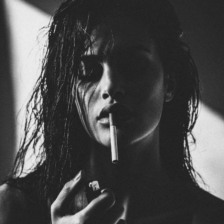 Фотосессия с сигаретой