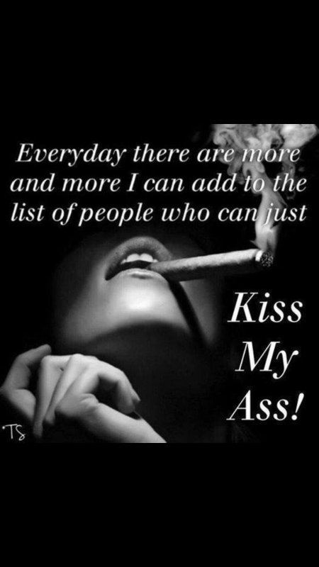 Девушка с сигарой