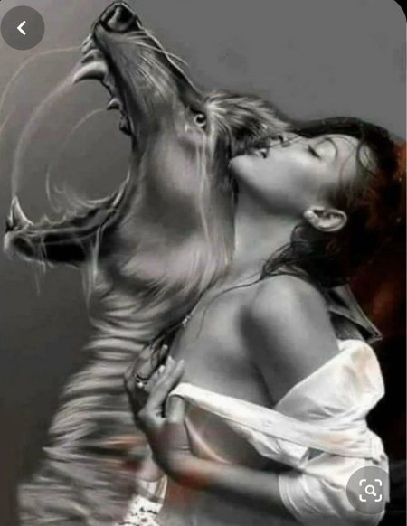 Девушка с волком