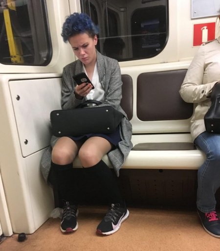 Смешные люди в метро