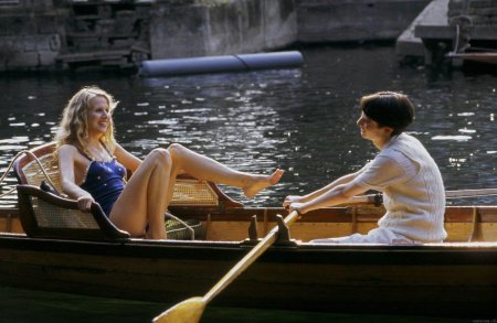 Быть Джулией 2004