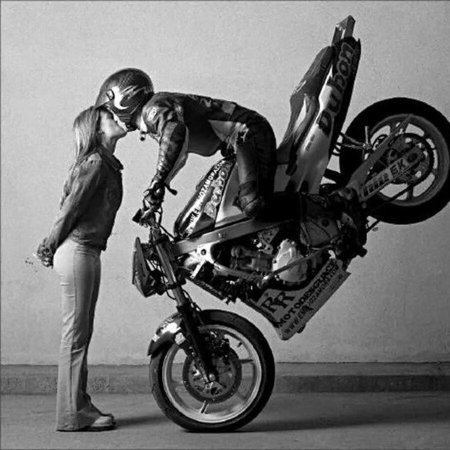 Стоппи на мотоцикле