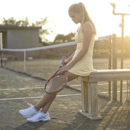 Теннис девушки