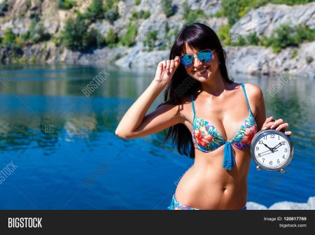 Девушка загар