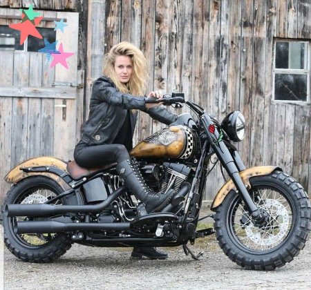 Женский Харлей Дэвидсон мотоцикл