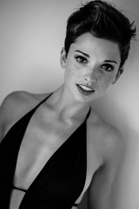 Короткие стрижки для девушек