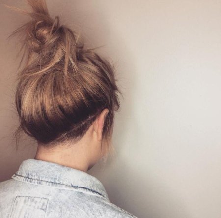 Бритый затылок на длинные волосы