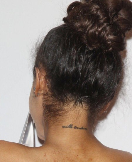 Тату арианы гранде