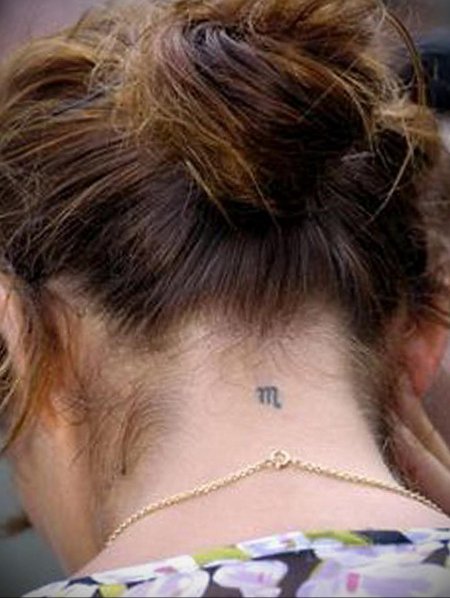 Тату на шее сзади