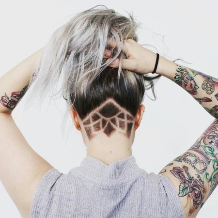 Стрижки на длинные волосы с выбритым затылком