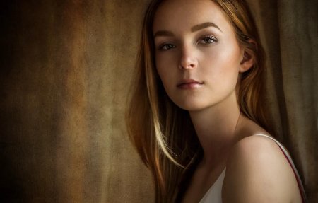 Портрет девушки