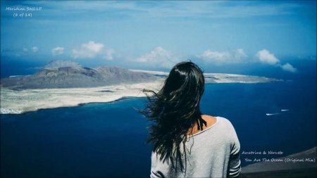 Девушка со спины