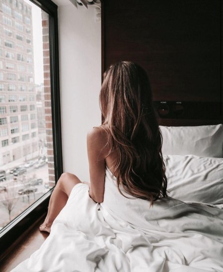 Девушка со спины