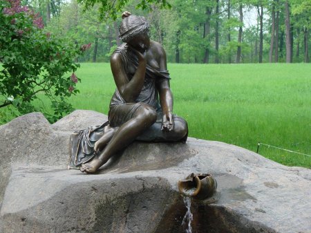 Екатерининский парк фонтан девушка с кувшином