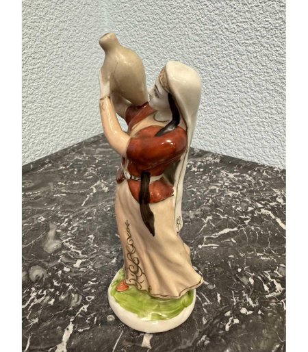 Статуэтка ануш ереванский фарфоровый завод