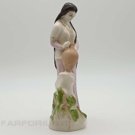 Статуэтка Ануш Ереванский фарфоровый завод