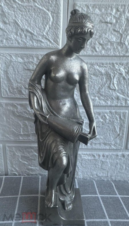 Статуэтка венера милосская