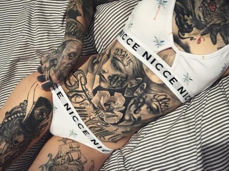 Тату на теле