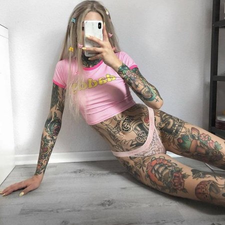 Самая татуированная женщина
