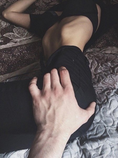 Мужская рука