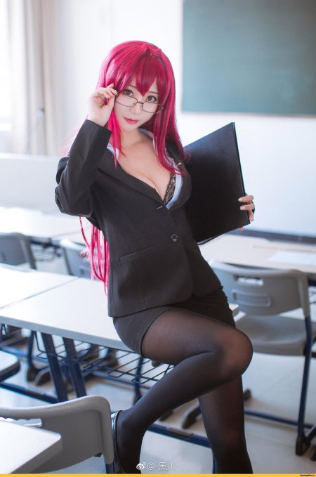 Scathach Fate Grand order учительница косплей