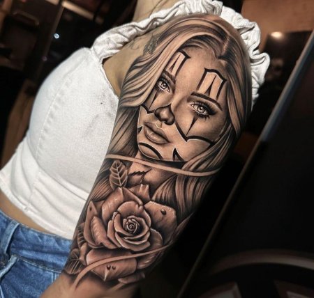 Татуировка девушка