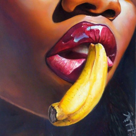 Банан в рот