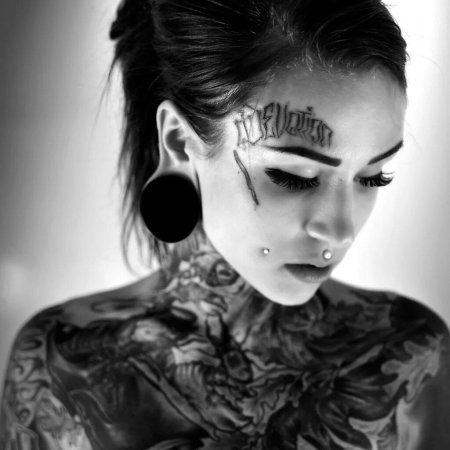 Monami Frost