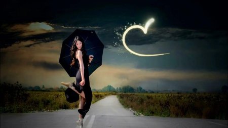 Девушка с зонтом