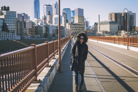 Город девушка