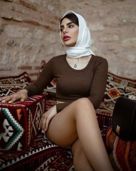 Iranian girl beautiful