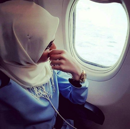 Девушка в хиджабе