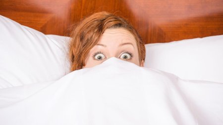 Удивилась в кровати