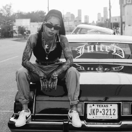 Девушка гангста