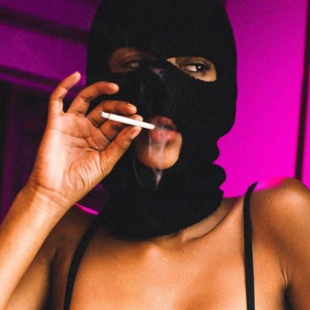 Левушка в черноц масее