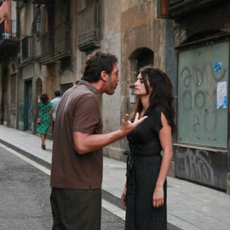 Парень и девушка ссорятся