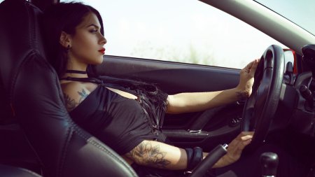 Дерзкая девушка