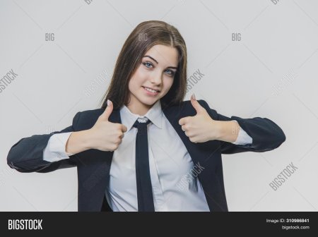 Женщина жесты