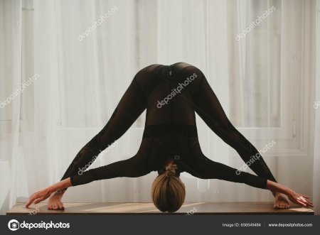 Прасарита падоттанасана