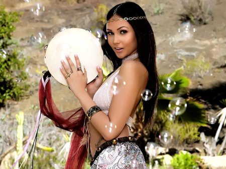 Ариана Мари