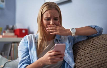 Девушка расстроилась